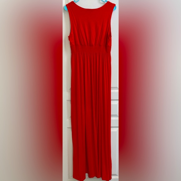 Boston Proper Sleeveless V-neck Flowing Jersey Red High Low Maxi Dress. - Picture 7 of 8
